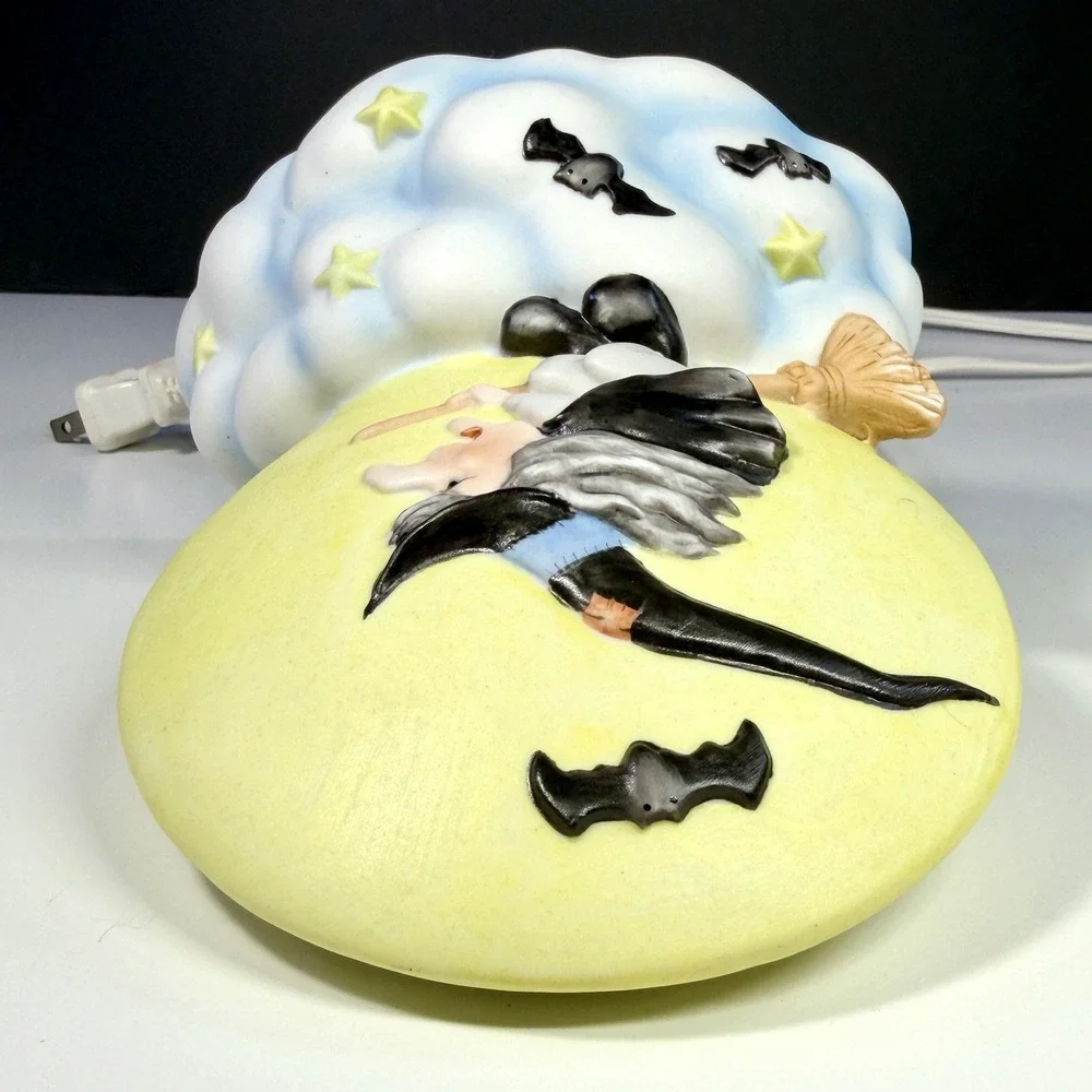 VTG Halloween Flying Witch Moon Light Lamp Ceramic Bats Stars Made Taiwan R.O.C.